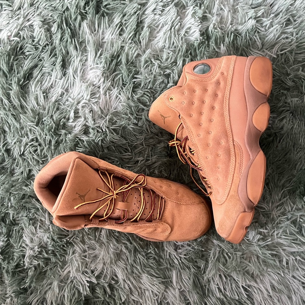 Jordan 11 Sneakers